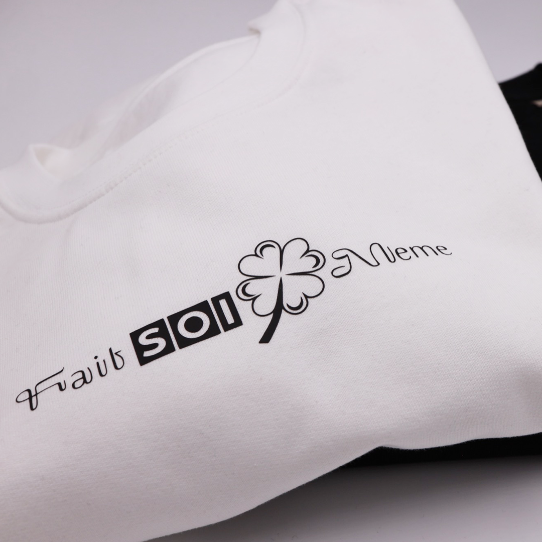 White FSM Sweater met Zwarte Opdruk – Unisex